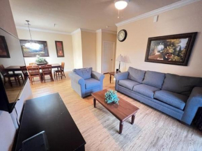 Relaxing 3 Bed Condo in Tuscana Resort condo